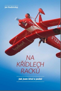 NA KŘÍDLECH RACKŮ