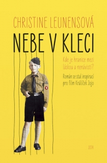 NEBE V KLECI